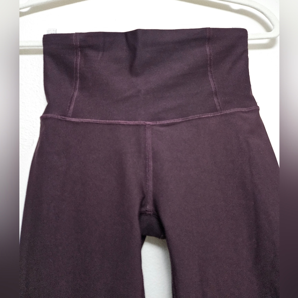 Lululemon Zoned In Tight Purple Reflective Pocket Sz 4 W5BBNS